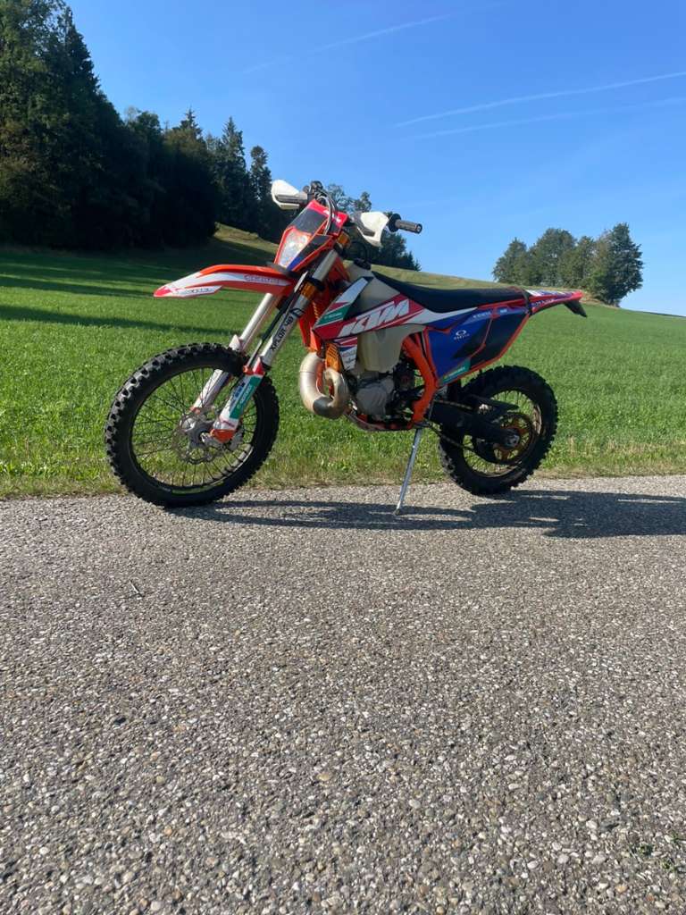 KTM 250 EXC Six Days Enduro