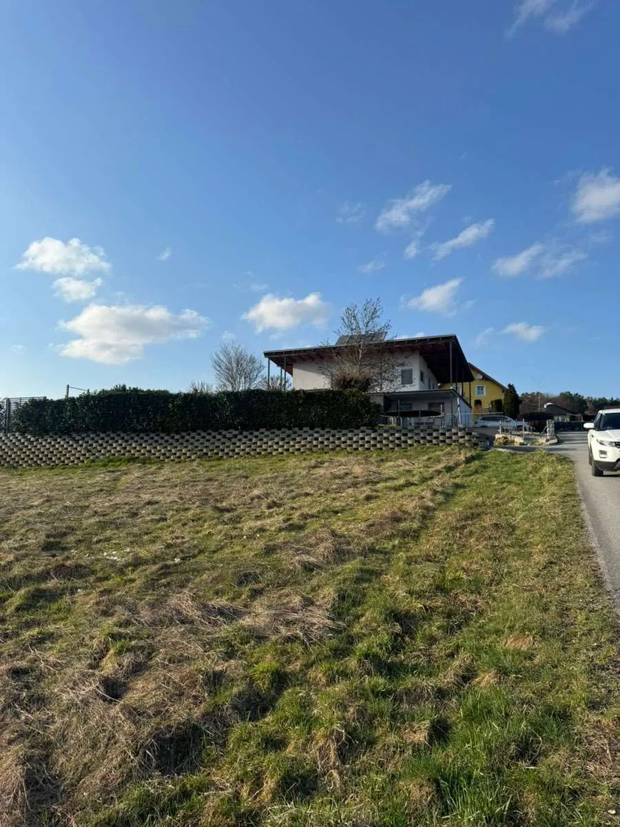 Voll aufgeschlossenes, sonniges Grundstück, 6 min von Gleisdorf entfernt - Ansicht 3