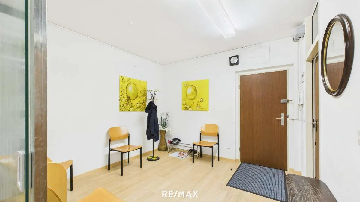100 m² Praxis oder Bürofläche mit 2 Parkplätzen - 3. nézet