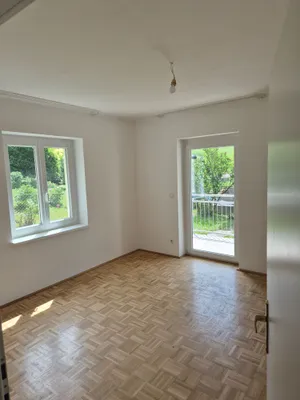 2-Zimmer-Wohnung mieten in Linz – 75 m², € 1.095 – Bild 3 von 8