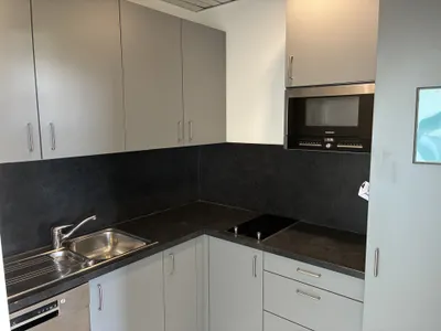Gewerbeimmobilie mieten in Bruck an der Leitha – 296 m², € 4.484 – Bild 7 von 10