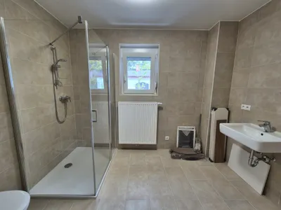 4-Zimmer-Haus mieten in Neunkirchen – 124 m², € 1.531 – Bild 7 von 32