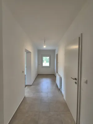 4-Zimmer-Haus mieten in Neunkirchen – 124 m², € 1.531 – Bild 6 von 32
