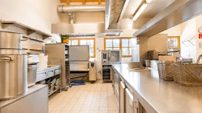Gewerbeimmobilie kaufen in Gmunden – € 1.200.000 – Bild 16 von 25