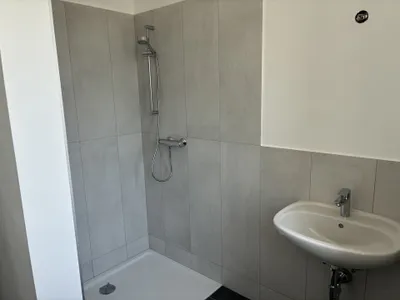 2-Zimmer-Wohnung kaufen in Baden – 64 m², € 219.000 – Bild 5 von 9