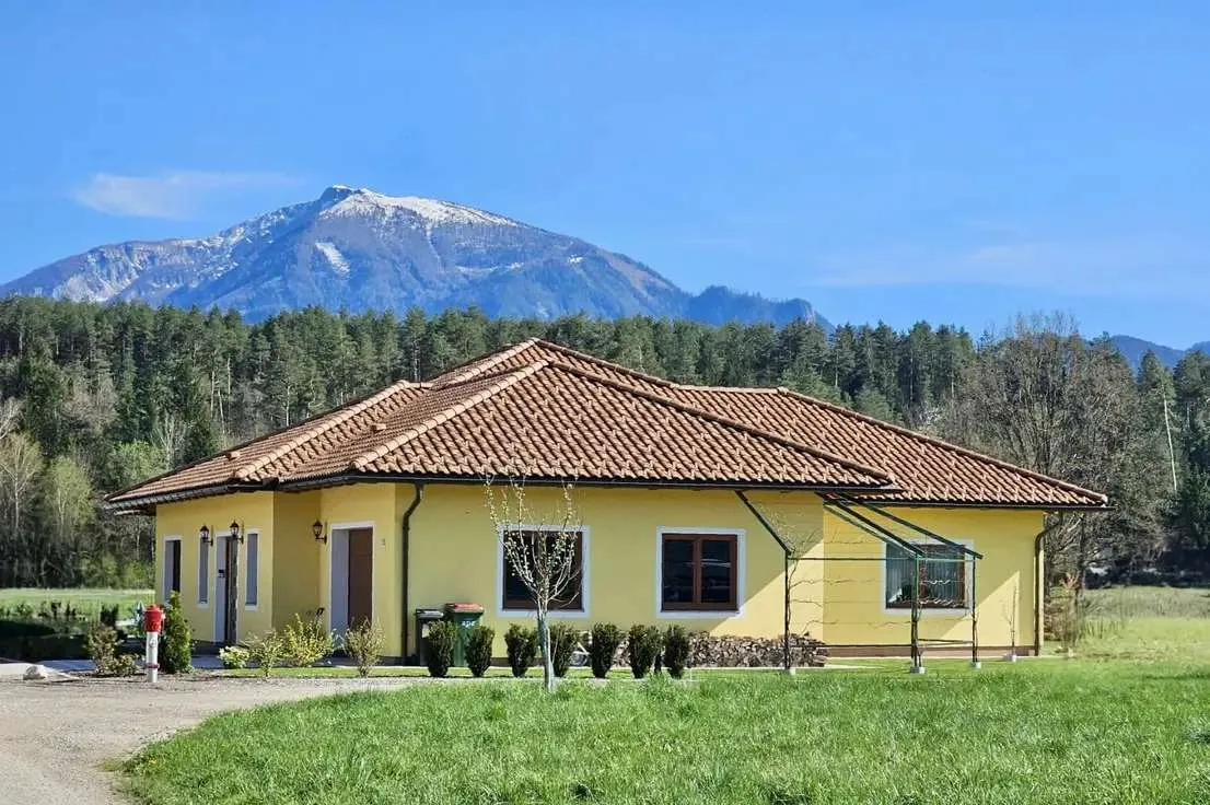 Neuwertiger Bungalow barrierefrei in Ruhelage, Eberndorf
