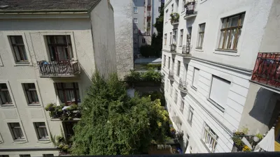 großzügige Balkonwohnung mit idealem Schnitt für Familien und WGs