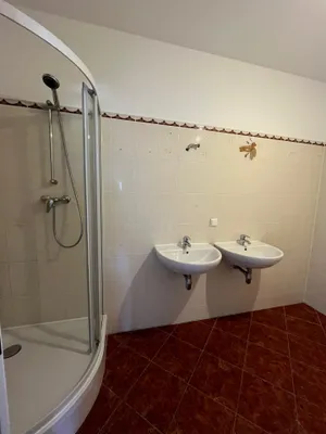 4-Zimmer-Wohnung mieten in Baden – 87,35 m², € 990 – Bild 12 von 15