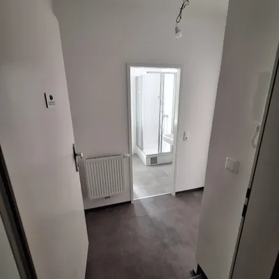 2-Zimmer-Wohnung mieten in Linz – 47,74 m², € 402 – Bild 1 von 11