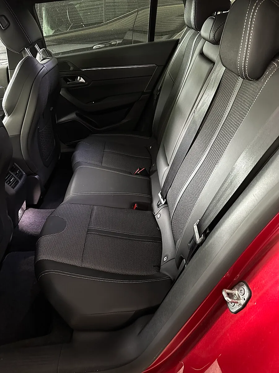 Peugeot 508 1.2 PureTech 130 SW Allure (EURO 6d) – Bild 7