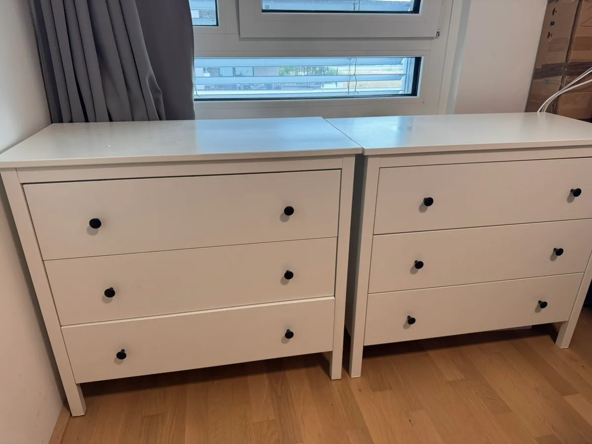 IKEA Kommode. €30 je Stück, € 60,- (1020 Wien)