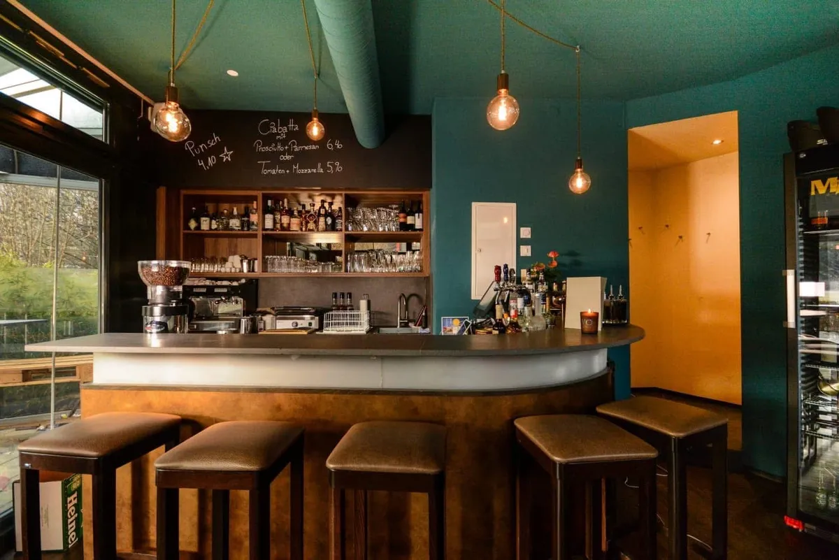 Gastronomie mit traumhafter Outdoor-Lounge im Grünen - Widok 3