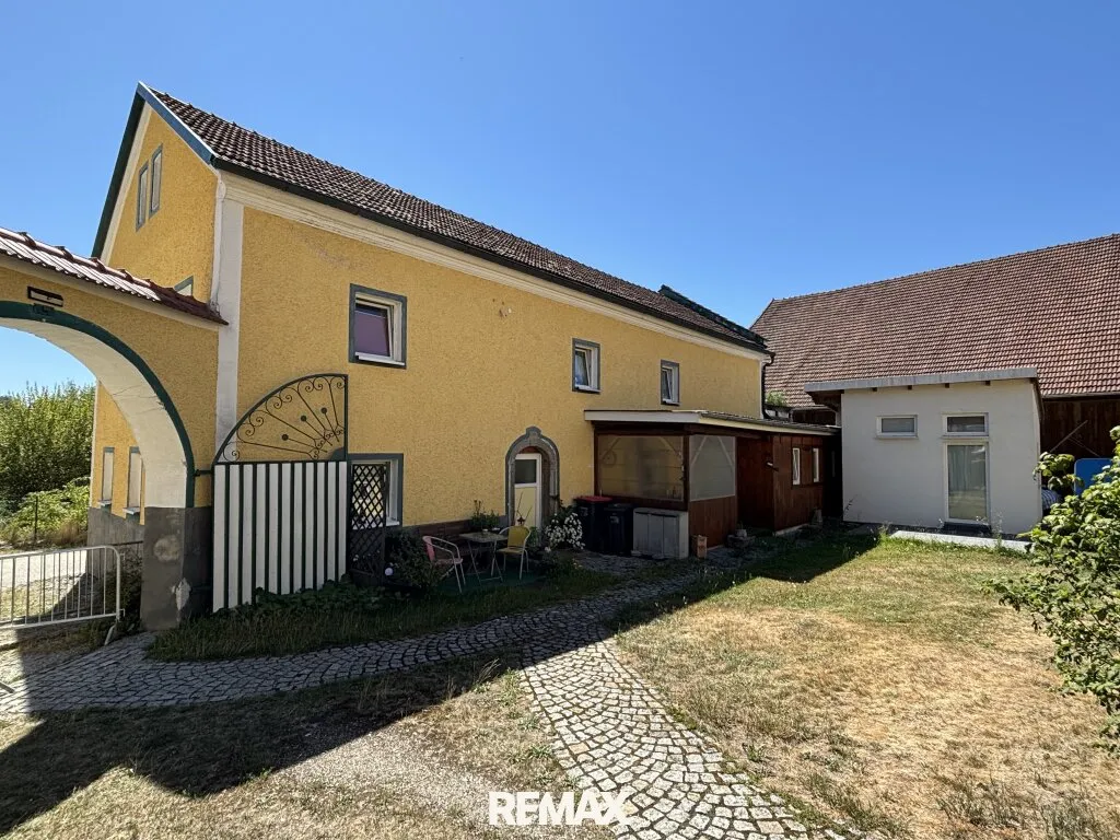 ***OPEN HOUSE Freitag, 25. September 2026 von 14 - 16 Uhr*** Vielseitiges Mehrparteienhaus mit vier Wohneinheiten in Diersbach - Ansicht 2