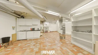 Gewerbeimmobilie mieten in Ried im Innkreis – 175 m², € 900 – Bild 7 von 10