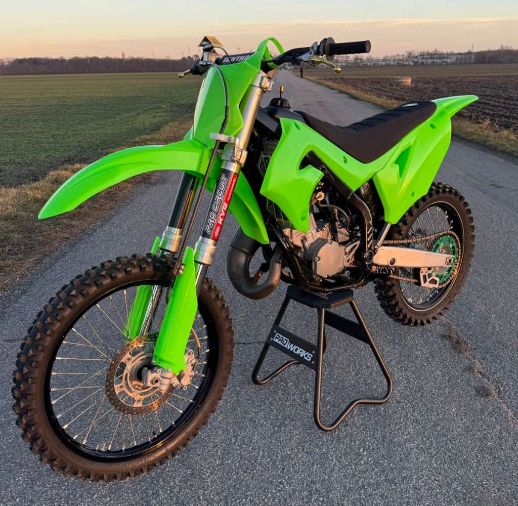 Kawasaki KX 125 Motocross