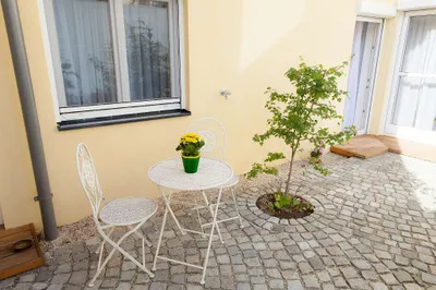 2-Zimmer-Wohnung mieten in Baden – 50 m², € 1.200 – Bild 8 von 10