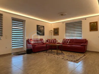 4-Zimmer-Haus kaufen in Baden – 138,9 m², € 560.000 – Bild 2 von 7