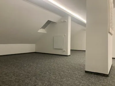 4-Zimmer-Gewerbeimmobilie mieten in Linz – 150 m², € 1.440 – Bild 14 von 17