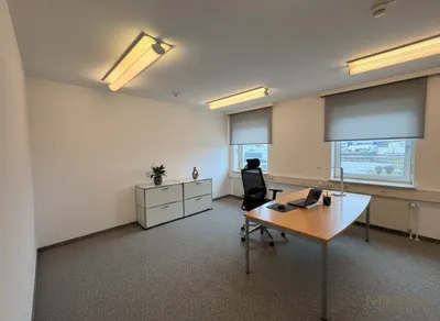 11-Zimmer-Gewerbeimmobilie mieten in Sankt Pölten – 341 m², € 10 – Bild 6 von 16