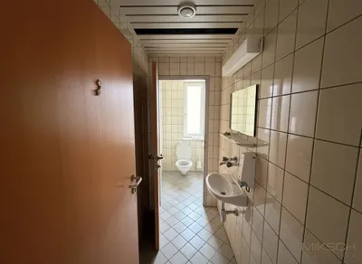 11-Zimmer-Gewerbeimmobilie mieten in Sankt Pölten – 341 m², € 10 – Bild 14 von 16