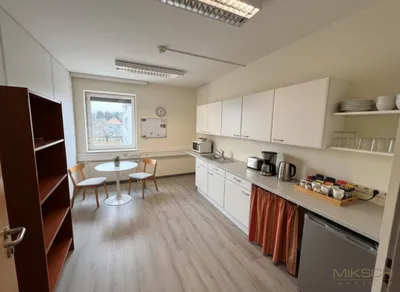 11-Zimmer-Gewerbeimmobilie mieten in Sankt Pölten – 341 m², € 10 – Bild 13 von 16