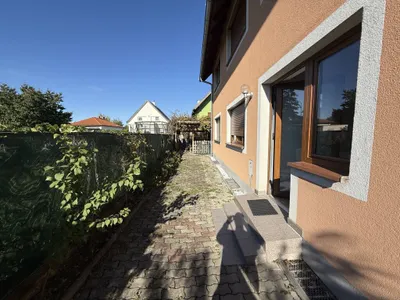 Gewerbeimmobilie kaufen in Neunkirchen – 330,09 m², € 549.000 – Bild 6 von 11