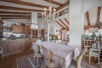 5-Zimmer-Wohnung kaufen in Kitzbühel – 196 m², € 2.290.000 – Bild 3 von 8