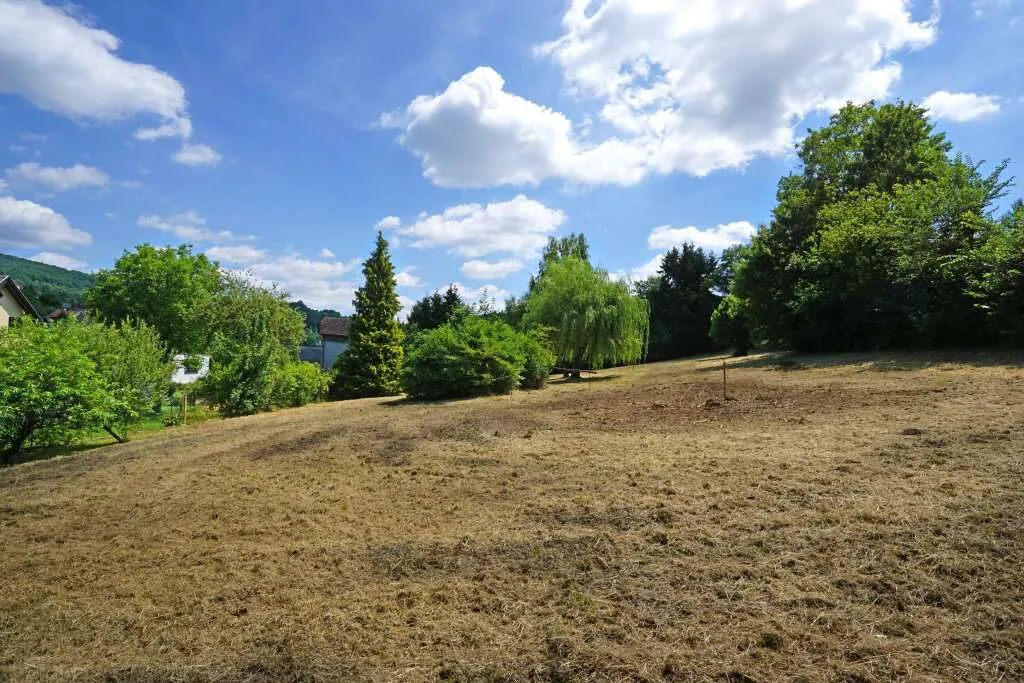 Baugrundstück in zentraler Ruhelage in Pressbaum - Aufschließung schon bezahlt! - Ansicht 2