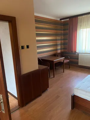 9-Zimmer-Haus mieten in Bruck-Mürzzuschlag – 160 m², € 1.500 – Bild 13 von 39