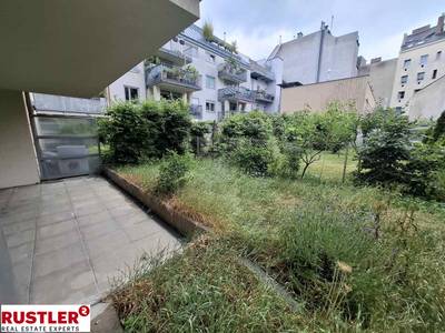 Privater Garten in gepflegter Lage!