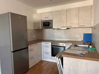 Attraktive Wohnung mit Balkon, Dachpool, Fitnessraum & Garage – Bild 2