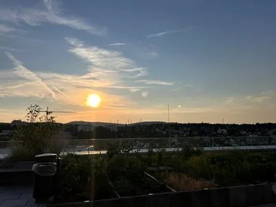 Attraktive Wohnung mit Balkon, Dachpool, Fitnessraum & Garage