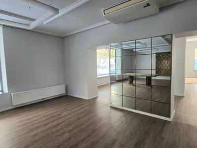 Gewerbeimmobilie kaufen in Salzburg Stadt – 153 m², € 890.000 – Bild 3 von 22