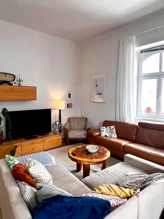 Großzügige, helle 124 m² Altbauwohnung letzter Liftstock- Nähe Augarten! - Ansicht 2