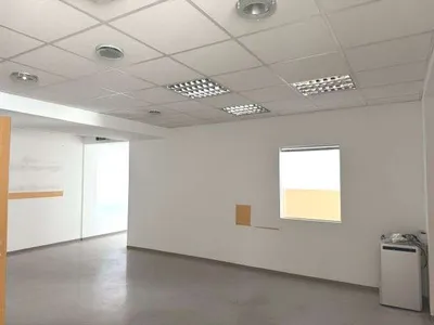 8-Zimmer-Gewerbeimmobilie mieten in Krems an der Donau – 240 m² – Bild 6 von 7