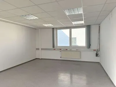 8-Zimmer-Gewerbeimmobilie mieten in Krems an der Donau – 240 m² – Bild 5 von 7