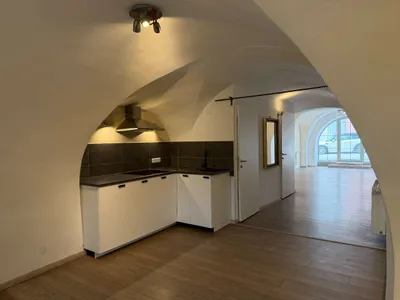 1-Zimmer-Gewerbeimmobilie mieten in Eisenstadt – 65 m², € 890 – Bild 3 von 11