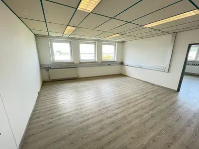 3-Zimmer-Gewerbeimmobilie mieten in Salzburg Stadt – 110 m², € 7 – Bild 5 von 5