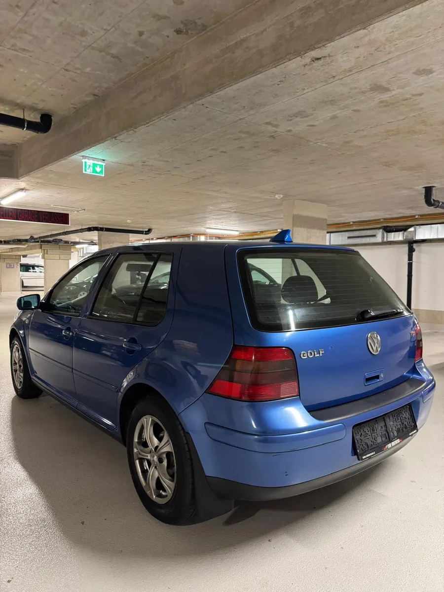 VW Golf