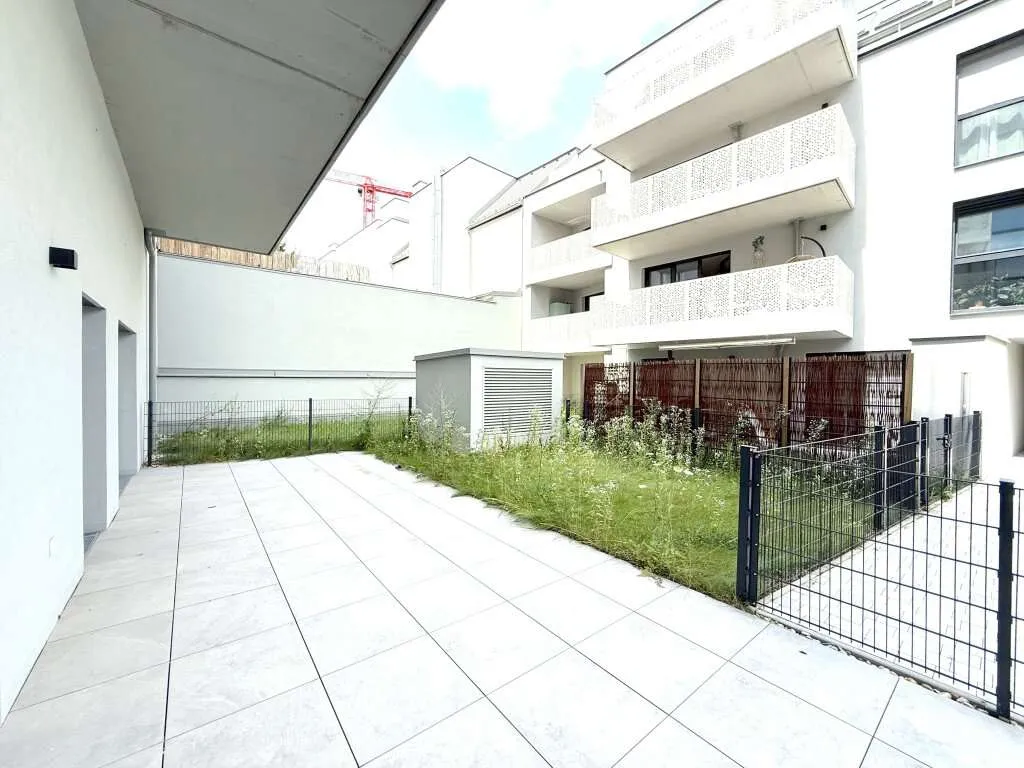 3 Zimmer Gartenwohnung mit imposanten Raumhöhen – pohled 2
