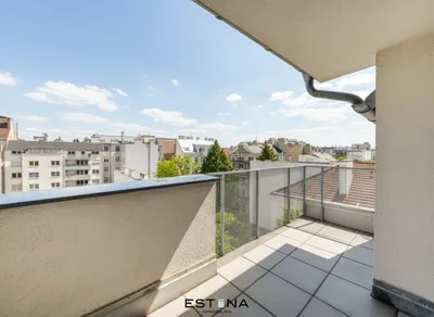 Neue Küche und sonnige Terrasse - familienfreundliche Wohnung im Herzen von Mariahilf