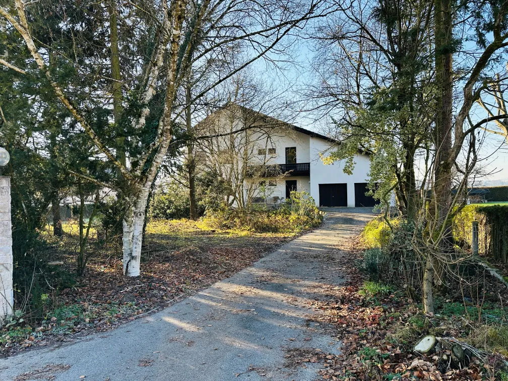 Großzügiges Ein-/ Zweifamilienhaus in Grünruhelage mit traumhaftem Blick ins Machland - Ansicht 3