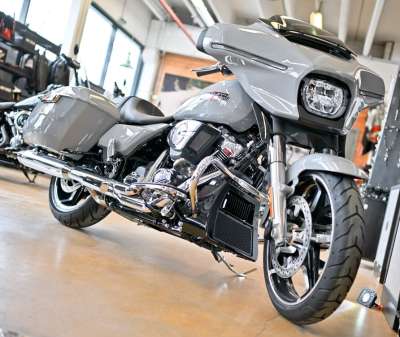 Harley-Davidson Street Glide 117