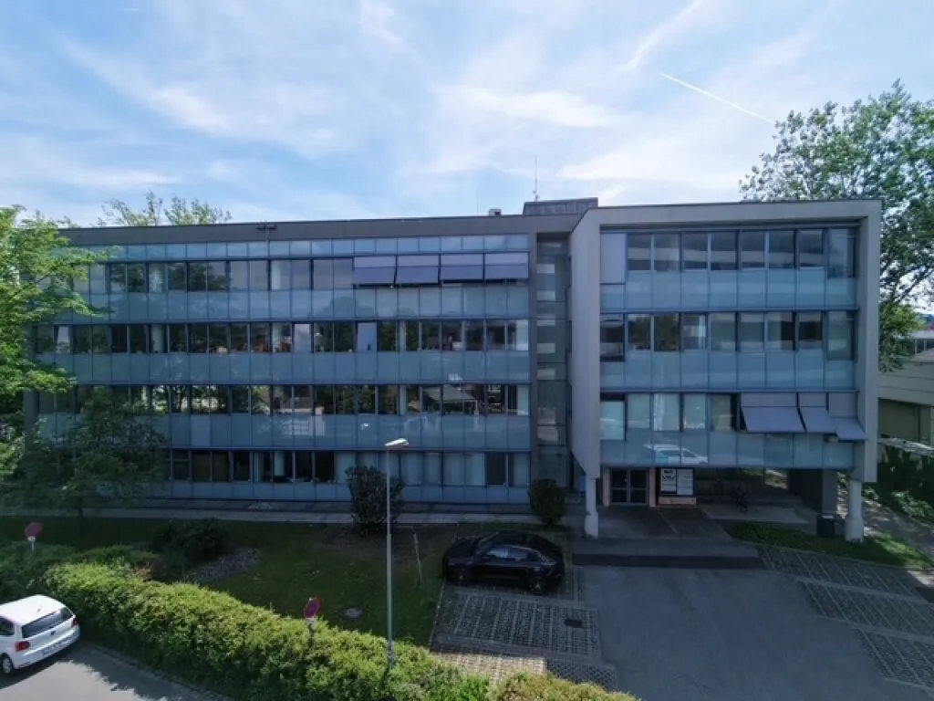 Moderne Büro- oder Praxisfläche in Linz - Top Lage, neuwertig & perfekt ausgestattet! – pohled 2