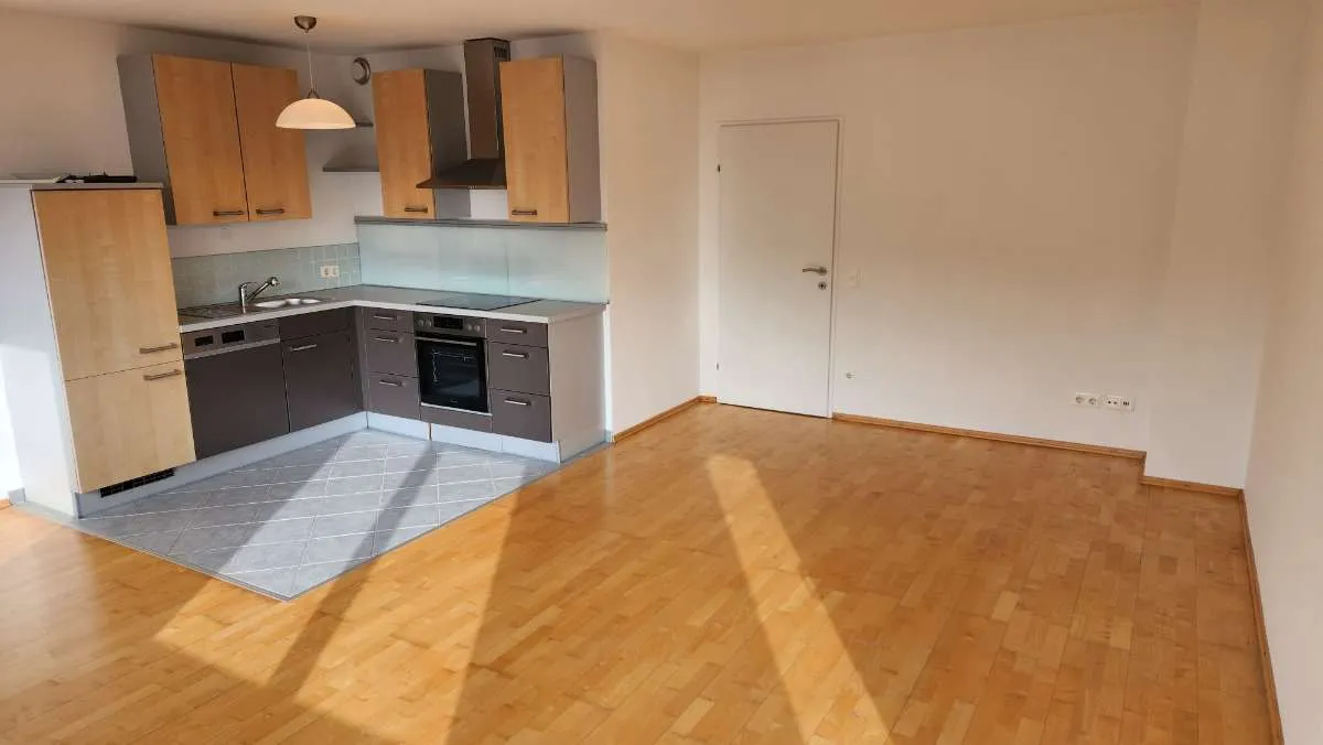 ruhige 2 Zimmer Wohnung nähe Donauinsel - Ansicht 3