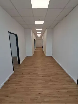 1-Zimmer-Gewerbeimmobilie mieten in Baden – 43 m², € 561 – Bild 4 von 6