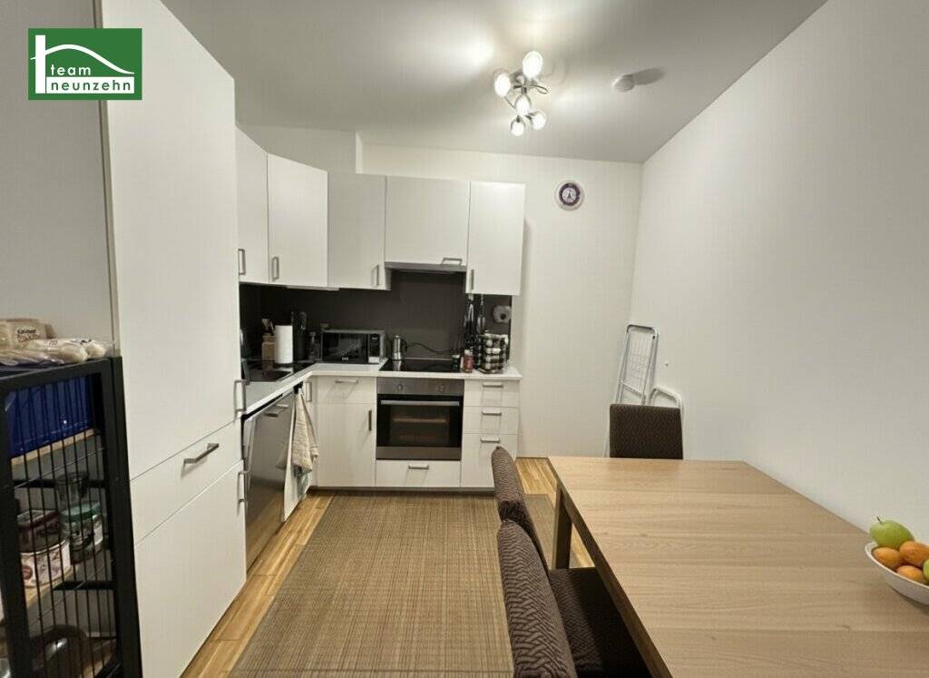 Ruhige Wohnung im Zentrum von Himberg mit großem Balkon und Einbauküche! Ab Juli verfügbar! - Ansicht 2