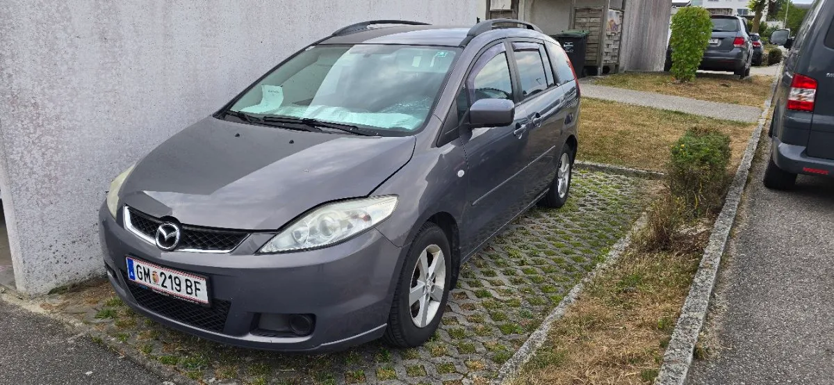 Mazda Mazda5 2007 photo 2