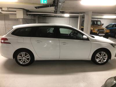 Peugeot 308 SW 1,2 PureTech 110 ** BESTPREIS **