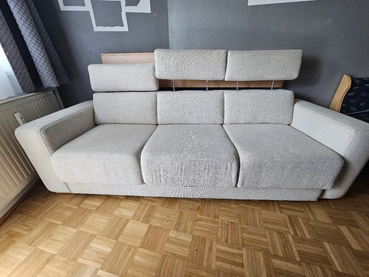 Sofas - Sofagarnituren / Couches (Zustand: Gebraucht)